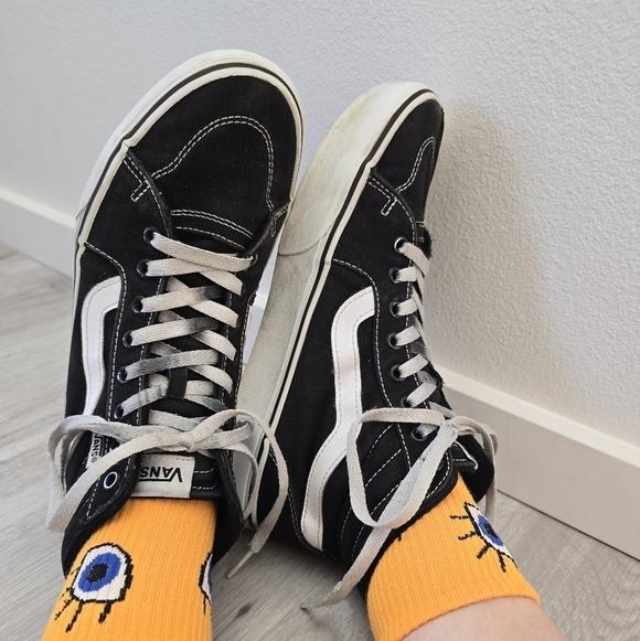 Vans | SK8-HI black canvas indie skateboard sneakers | WMS 9 - Picture 3 of 14